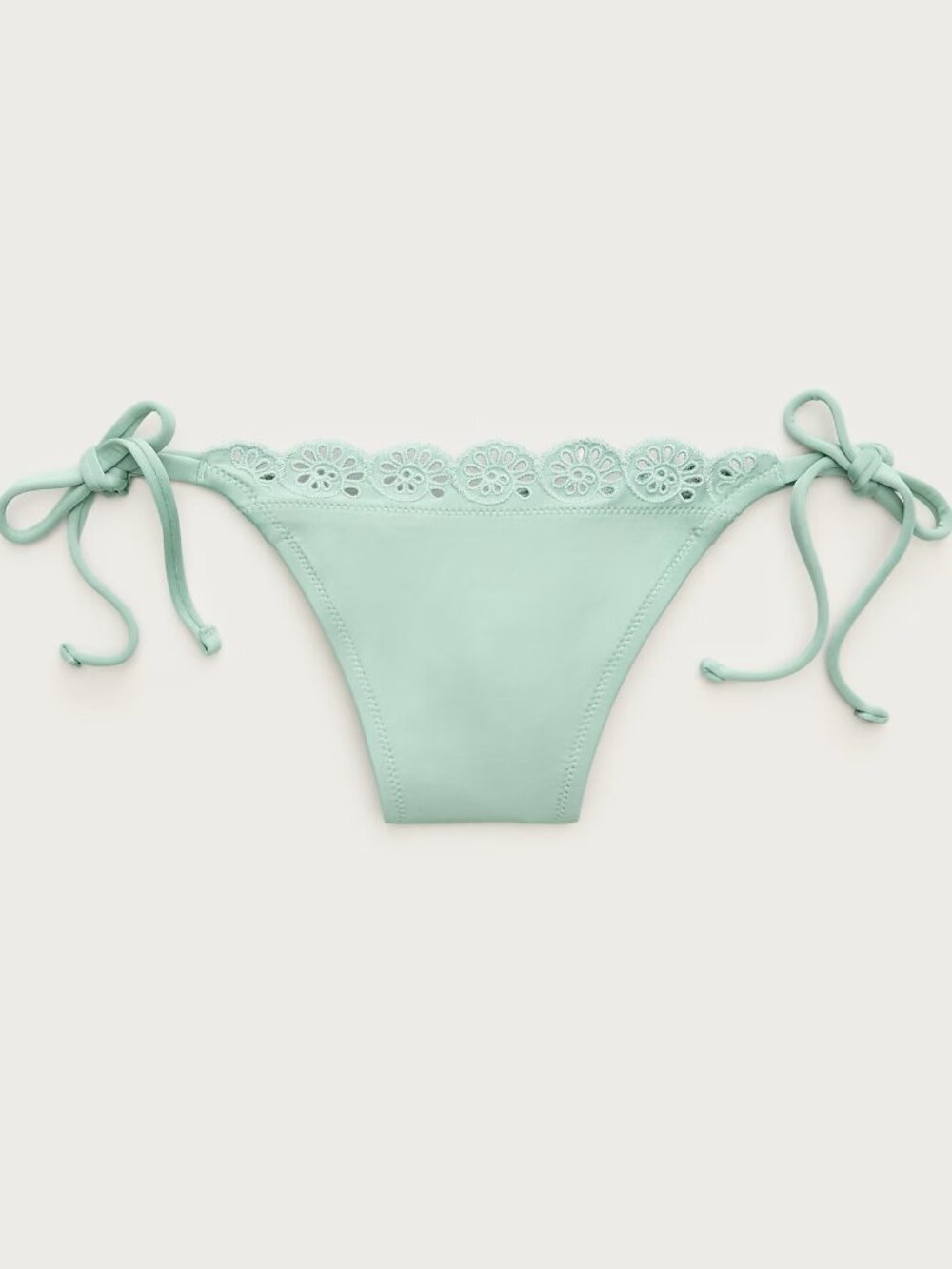 NWT J. Crew Eyelet string bikini bottom in Classic Sculpt, M